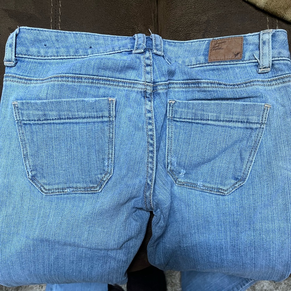 Super cute vintage flare bell bottom style stretch size 00 wore a couple times